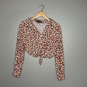 Signature 8 boho long sleeve tie crop top